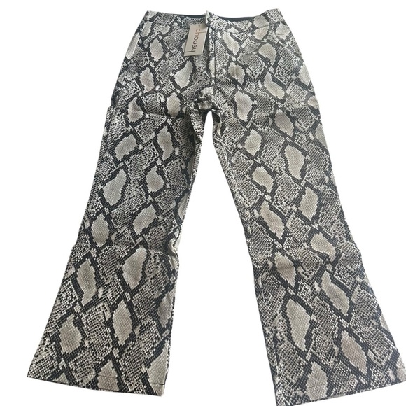 Choosy Women's Faux Snakeskin Wide Leg Pants Size 6 NWT - Picture 1 of 6